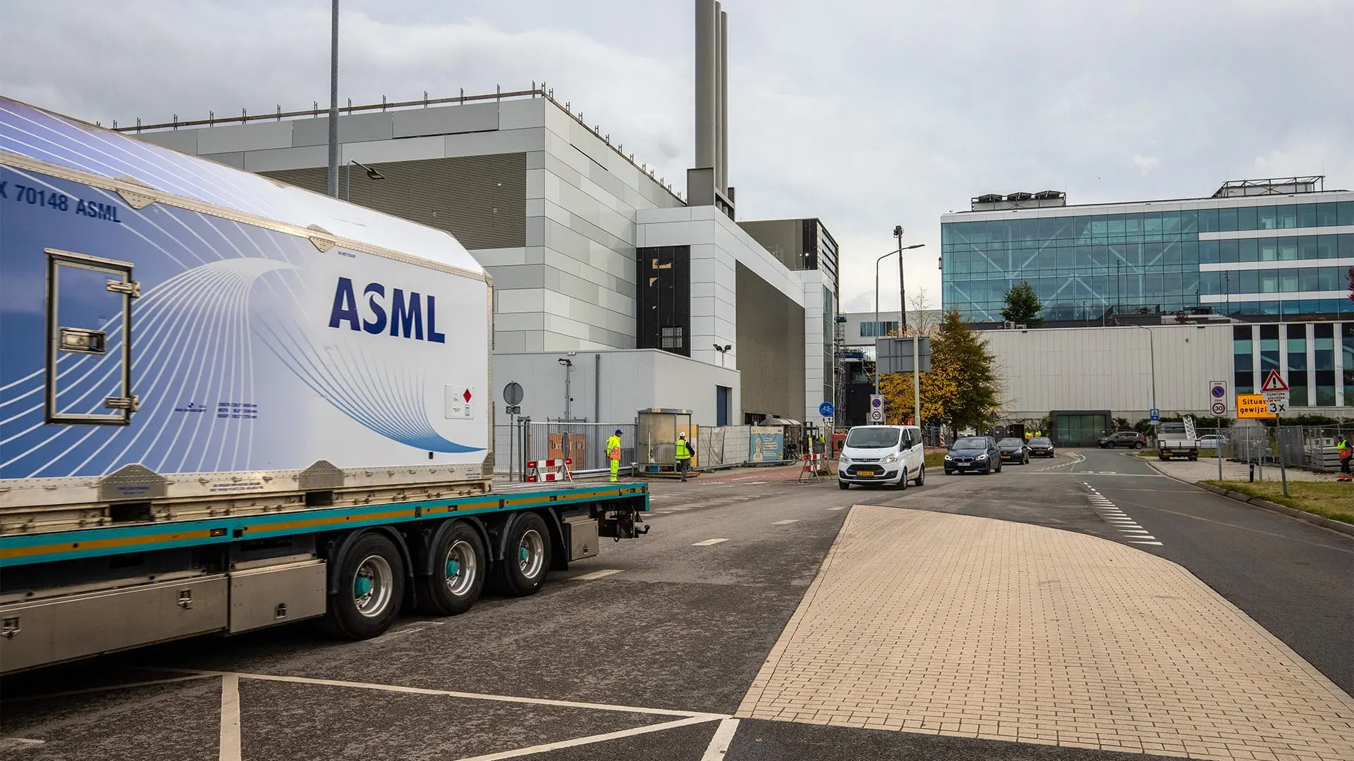 گزارش جامع ASML: نتایج درخشان، آینده نامطمئن